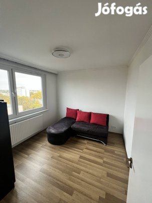 Szoba kiadó Győrben április 1-től