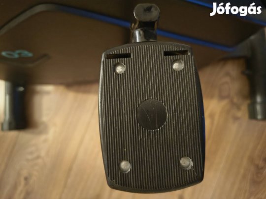 Szobabicikli Decathlon Essential 03