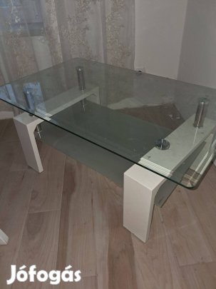 Szobabútor üvegasztal