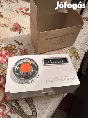 Szobahőmérséklet szabályzó