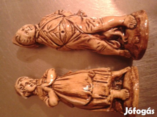 Szobor figurák 15cm egyben