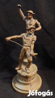 Szocreál bronz, öntőmunkások szobor