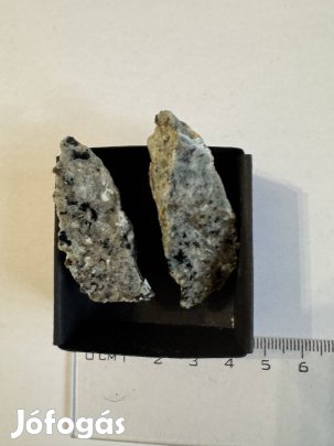 Szodalit uv világító ásvány