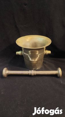 Szokásosnál nagyobb nikkelezett, vagy krómozott réz mozsár törővel 15x