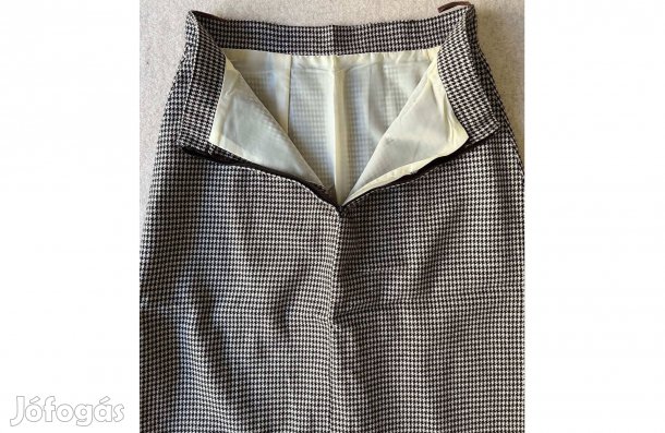 Szoknya őszi, téli M-es