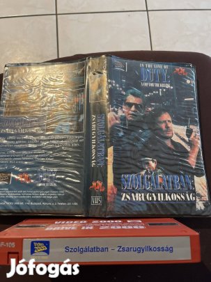 Szolgálatban zsarugyilkosság akció vhs 