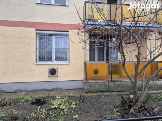 Szolnok Belváros 3 szoba 80 nm eladó!