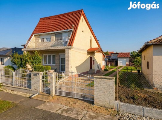 Szolnok Kertváros: 137 nm-es családi ház