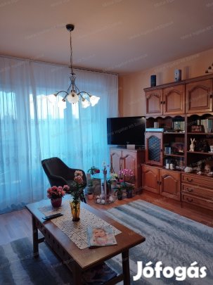 Szolnok belvárosi lakás eladó!