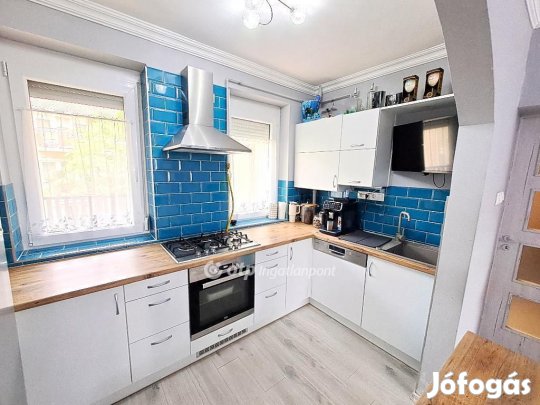 Szolnoki eladó 135 nm-es lakás