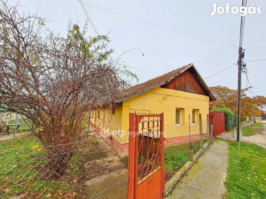 Szolnoki eladó 62 nm-es ház
