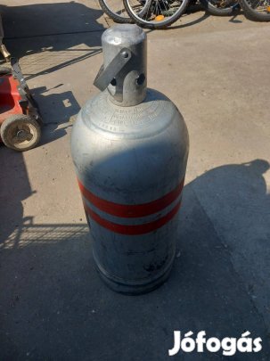 Szolnokon Eladó Gázpalck!