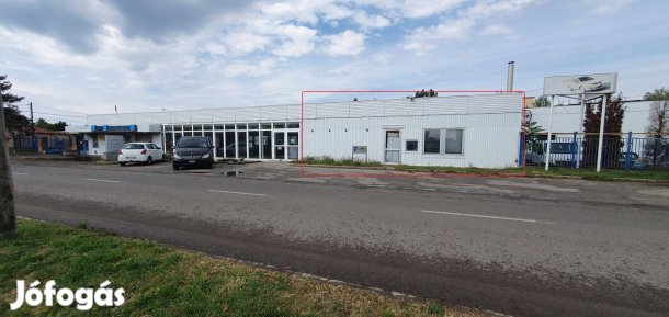 Szolnokon üzlethelység és iroda kiadó