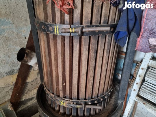 Szőlőprés 150 literes