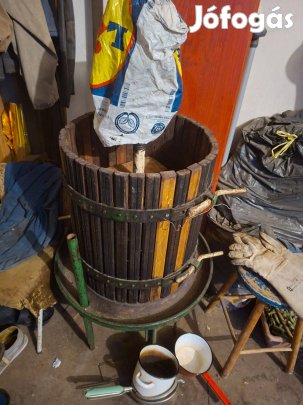 Szőlőprés 50 literes