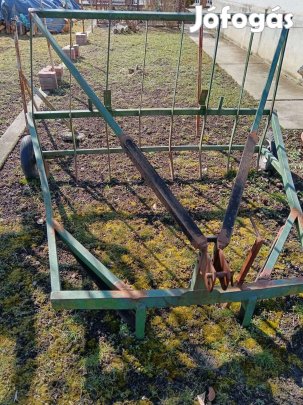 Szőlővessző-kihúzó eladó