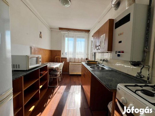 Szombathely 2 szobás erkélyes lakás Vasútállomás mellett eladó