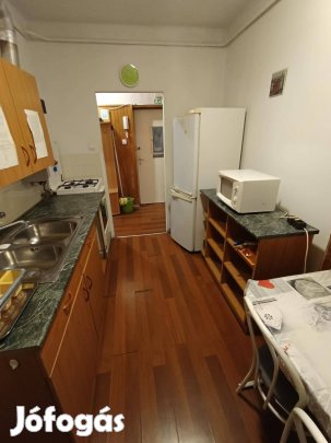 Szombathelyen 2 szobás lakás eladó magánszemélytől