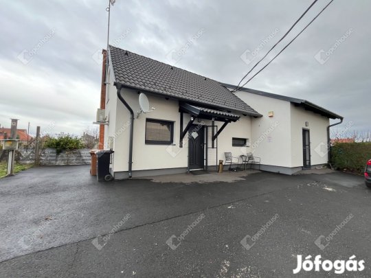 Szombathelyi 1027 nm-es raktár eladó