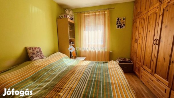 Szombathelyi 170 nm-es ház eladó