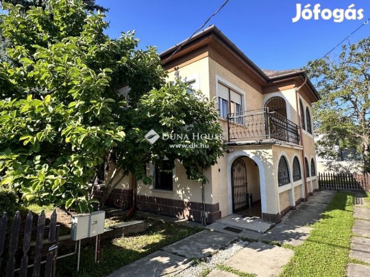 Szombathelyi 247 nm-es ház eladó