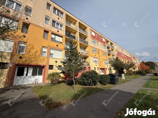 Szombathelyi 55 nm-es lakás eladó