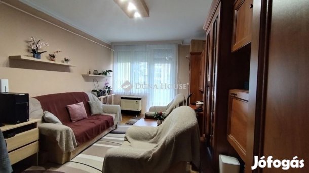 Szombathelyi 57 nm-es lakás eladó