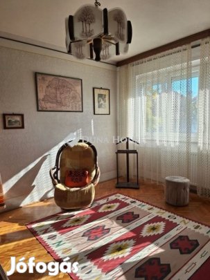 Szombathelyi 76 nm-es lakás eladó