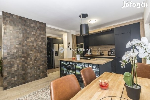 Szombathelyi eladó 175 nm-es ház