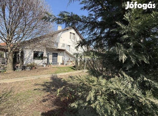 Szombathelyi eladó 219 nm-es ház #5183319