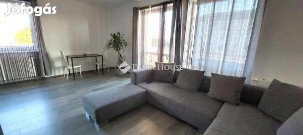 Szombathelyi eladó 34 nm-es lakás