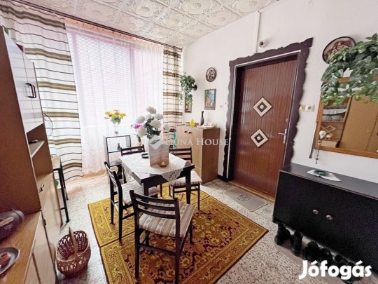 Szombathelyi eladó 64 nm-es lakás