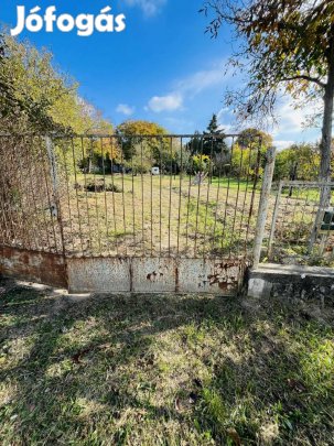 Szomód,  egyéb telek eladó