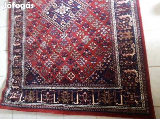 Szőnyeg 160x230cm megkímélt állapotban