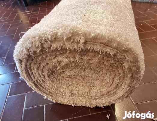 Szőnyeg bézs
