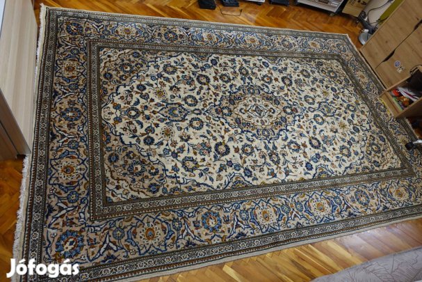 Szönyeg nagyon szép állapotban 3x2m