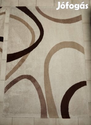 Szőnyegek,barna,drapp színűek