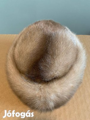 Szőrmesapka(női)