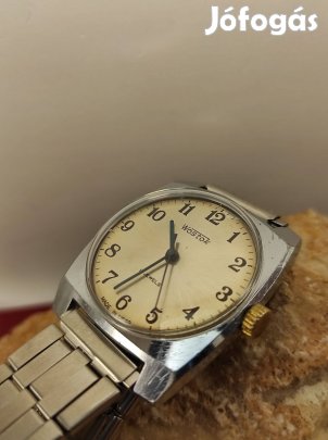 Szovjet Wostok 18 köves Mechanikus szép karóra