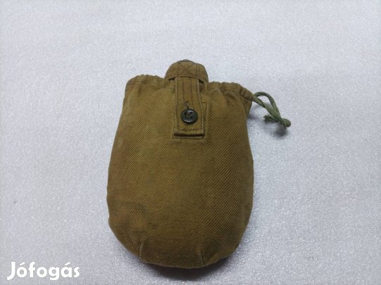 Szovjet -Orosz katonai kulacs.