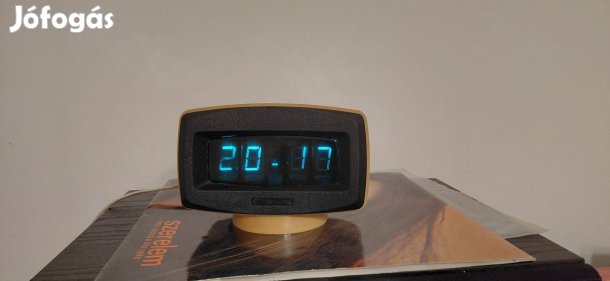 Szovjet orosz VFD csöves retro óra