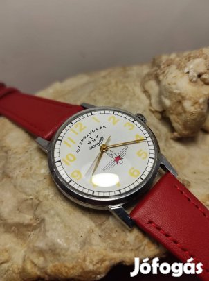 Szovjet szép Pobeda Mechanikus szép karóra