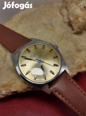 Szovjet szép Poljot 17 köves Mechanikus szép karóra