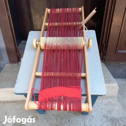 Szövőkeret váltóval fonállal 70x25 cm