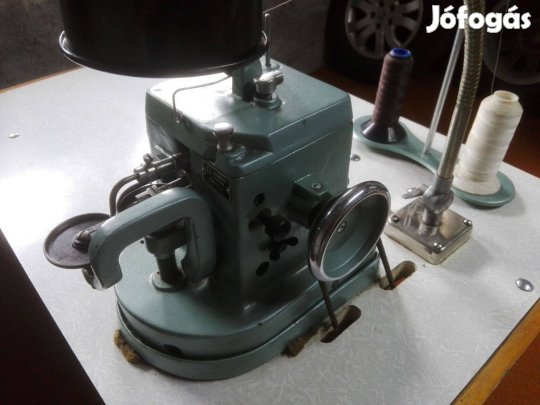 Szűcs varrógép komplett