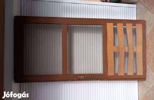 Szúnyoghálós ajtó fából