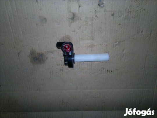 Szupermoto-enduro uj gyorsgázkar