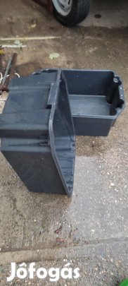 Szüretelő láda vastag falú