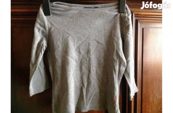 Szürke 3/4 ujjú felső