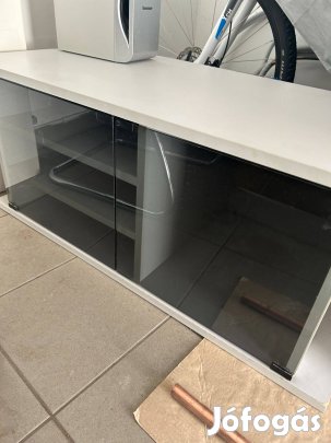 Szürke Tv állvány